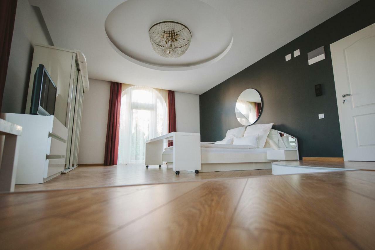 Aparthotel Panoramis Residence Oradea Zewnętrze zdjęcie